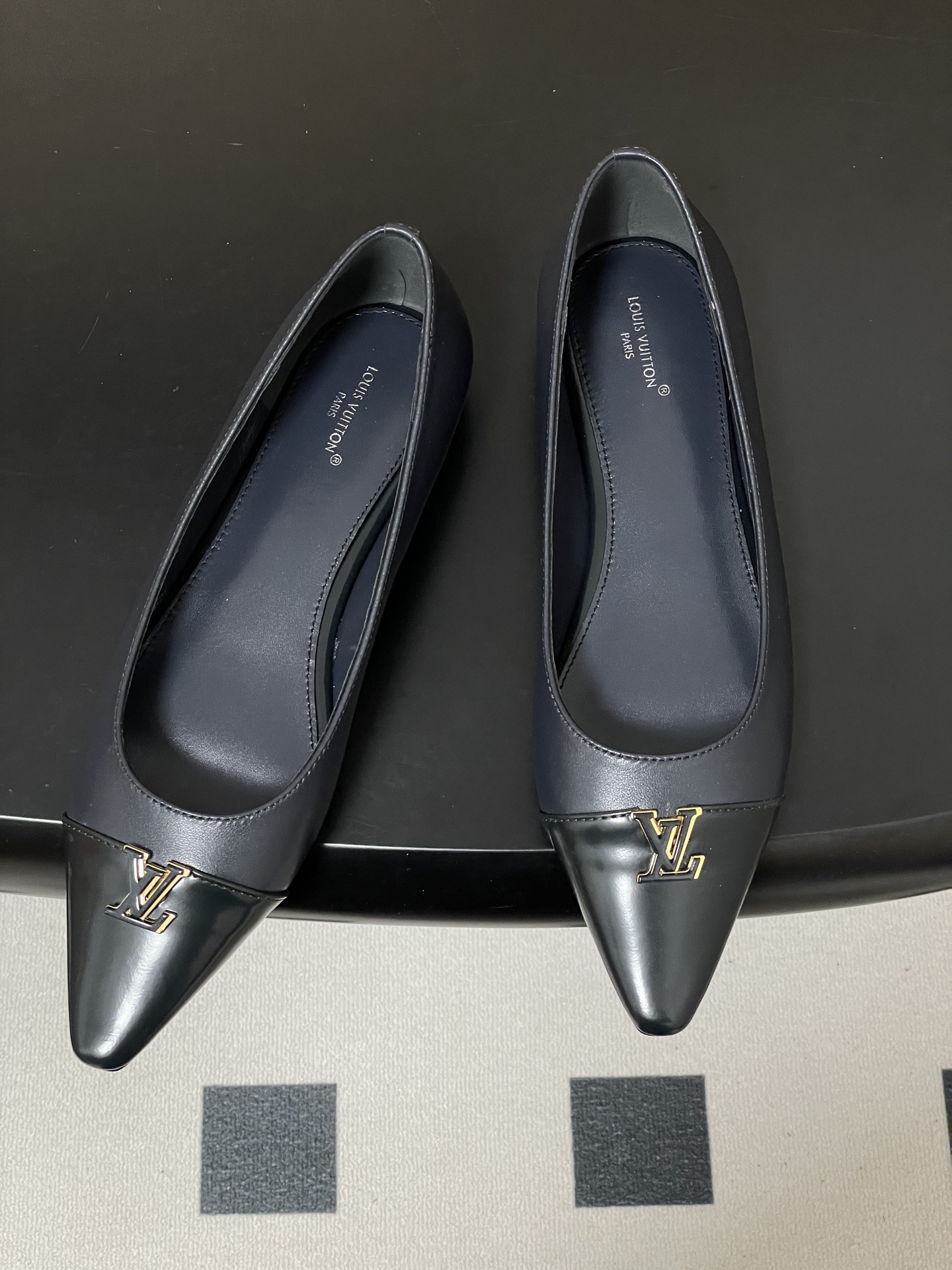 Women's high heels